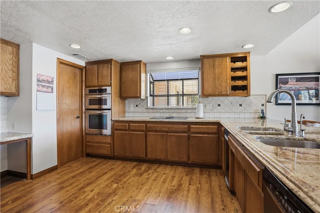 30026 Big Range, Canyon Lake, California 92587 home-pic-10