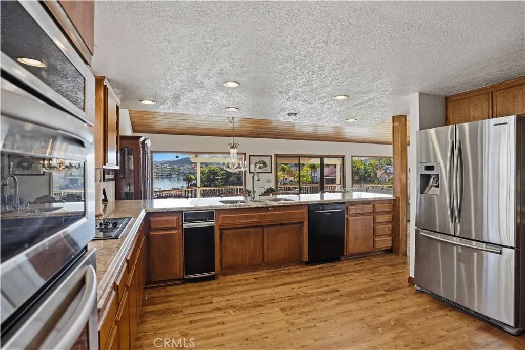 30026 Big Range, Canyon Lake, California 92587 home-pic-9