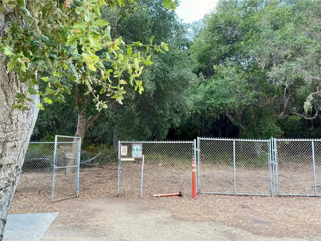 Daisy Hill's gate to Los Osos Oak Reserve
