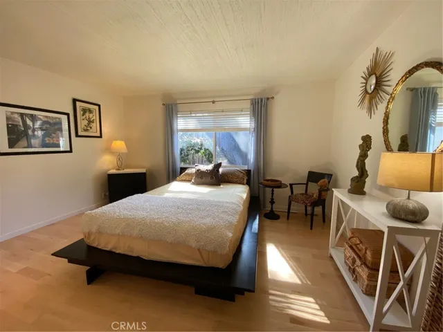 Primary Bedroom has walk-in closet