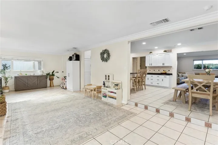1235 W Cypress, Redlands, California 92373