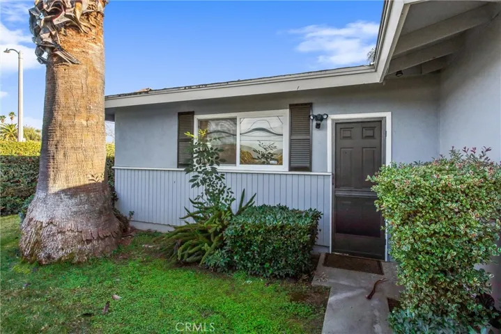 Guest suite / Studio private entrance