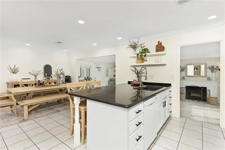 1235 W Cypress, Redlands, California 92373