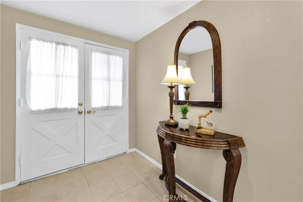 2242 Rainbow Ridge, Corona, California 92882 home-pic-6