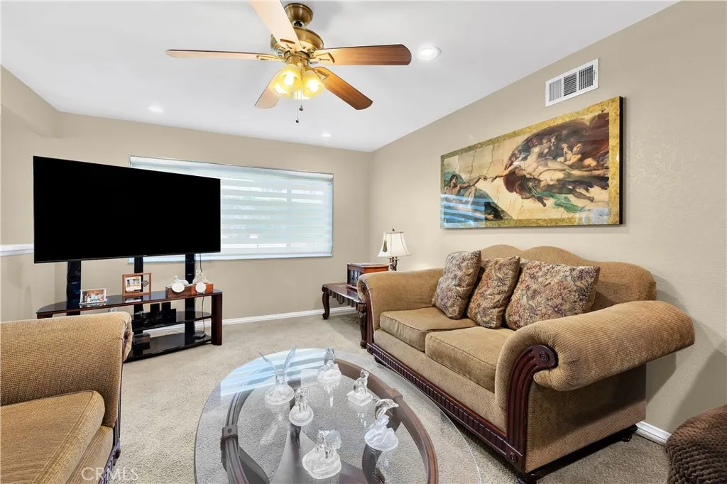 2242 Rainbow Ridge, Corona, California 92882 home-pic-10