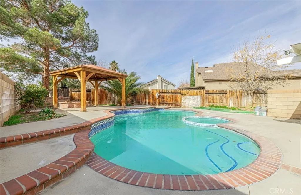 38601 Dedham Court, Palmdale, California 93552 home-pic-26