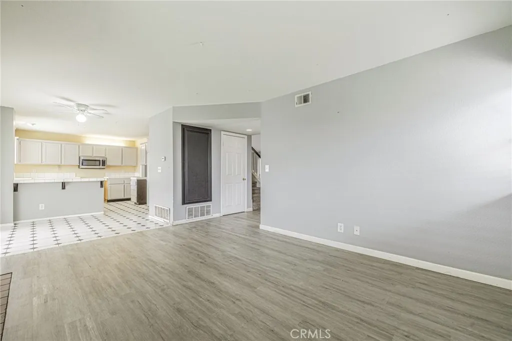 38601 Dedham Court, Palmdale, California 93552 home-pic-12