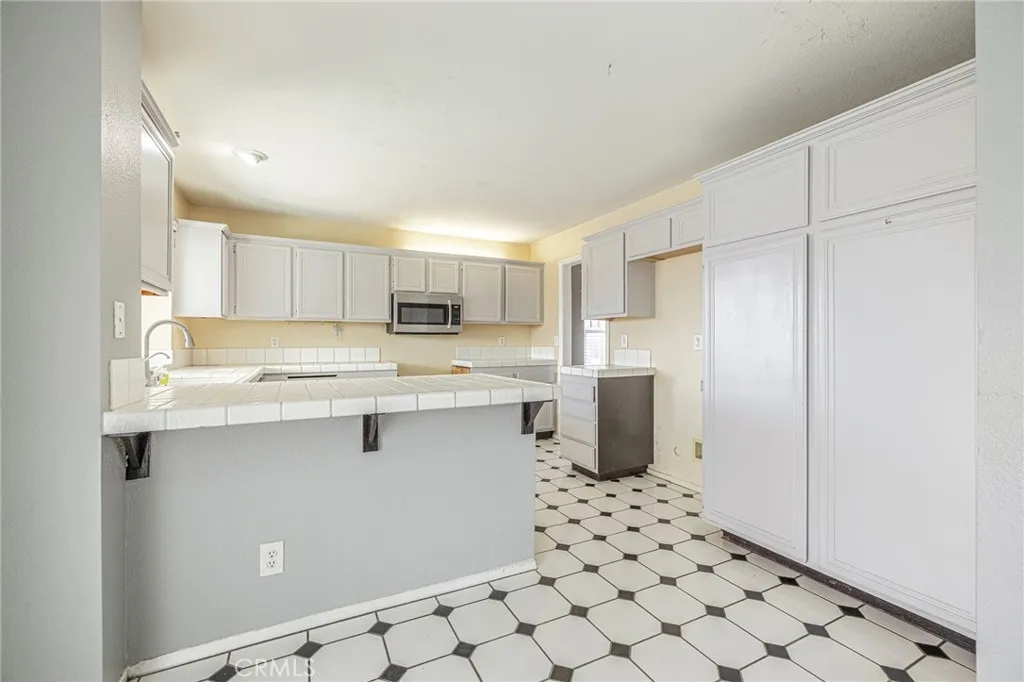 38601 Dedham Court, Palmdale, California 93552 home-pic-8