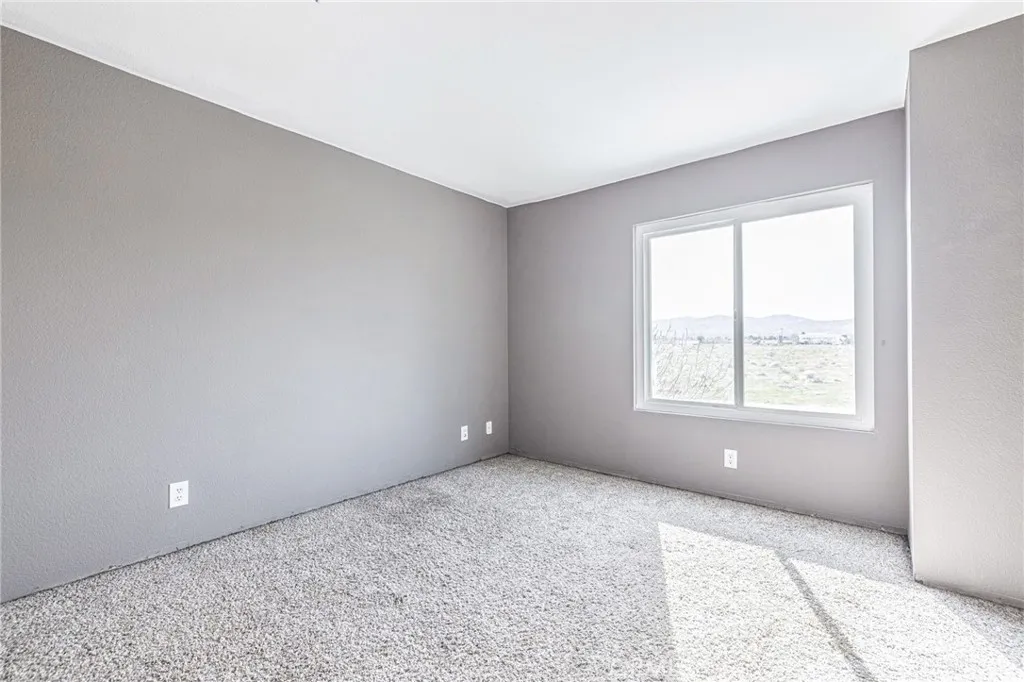 38601 Dedham Court, Palmdale, California 93552 home-pic-20