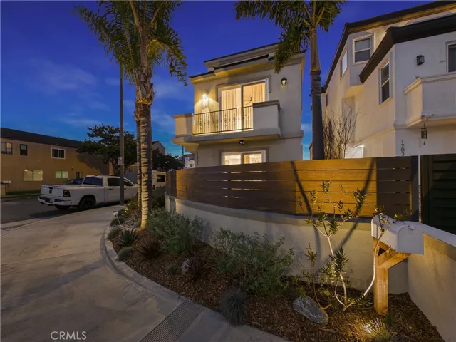 1201 Delaware Street, Huntington Beach, California 92648
