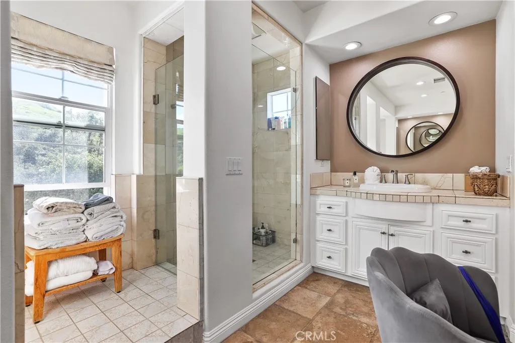 3012 Aviano Court, Chino Hills, California 91709 home-pic-33
