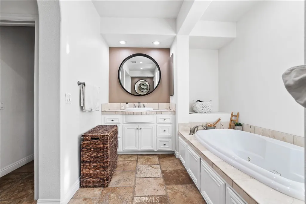 3012 Aviano Court, Chino Hills, California 91709 home-pic-31