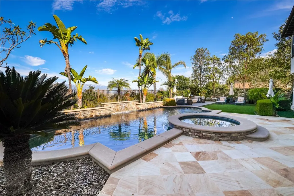 3012 Aviano Court, Chino Hills, California 91709 home-pic-41