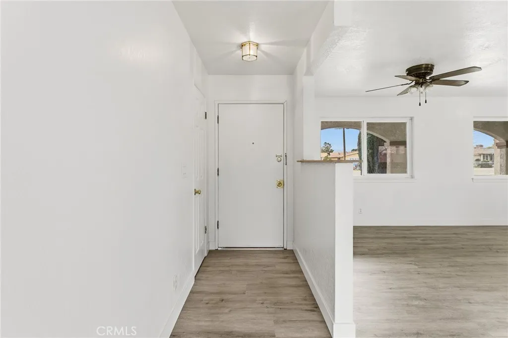 10312 Hawthorne Avenue, Hesperia, California 92345 home-pic-15