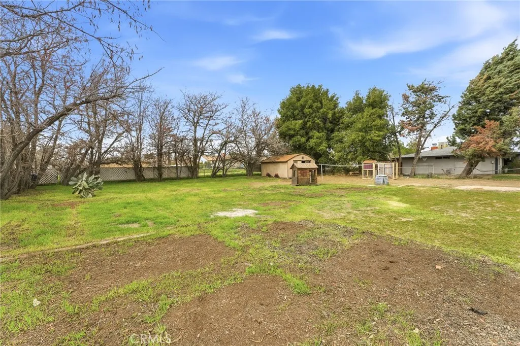 10312 Hawthorne Avenue, Hesperia, California 92345 home-pic-34