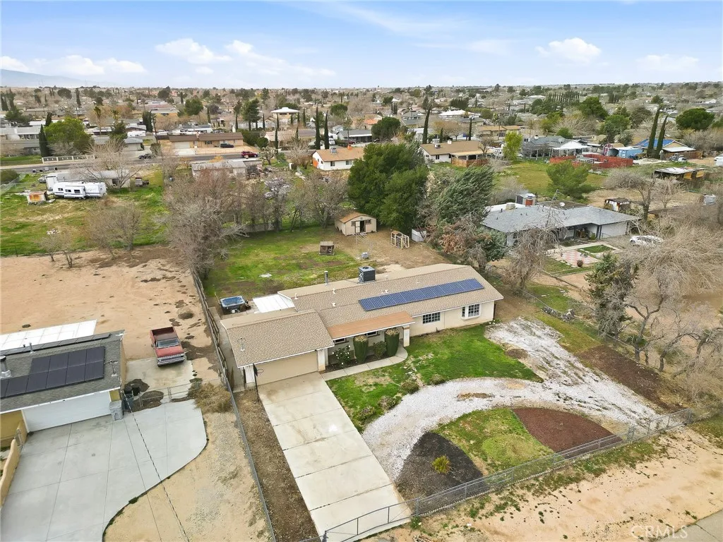10312 Hawthorne Avenue, Hesperia, California 92345 home-pic-37