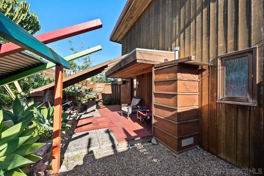 1817 David St, San Diego, California 92111 home-pic-24