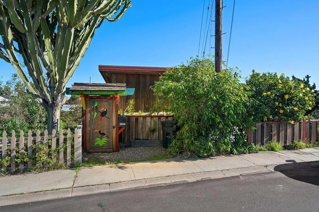 1817 David St, San Diego, California 92111 home-pic-25
