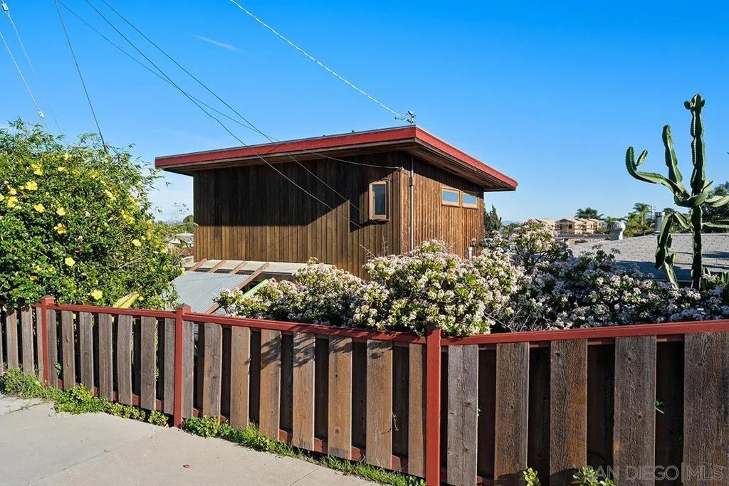 1817 David St, San Diego, California 92111 home-pic-27