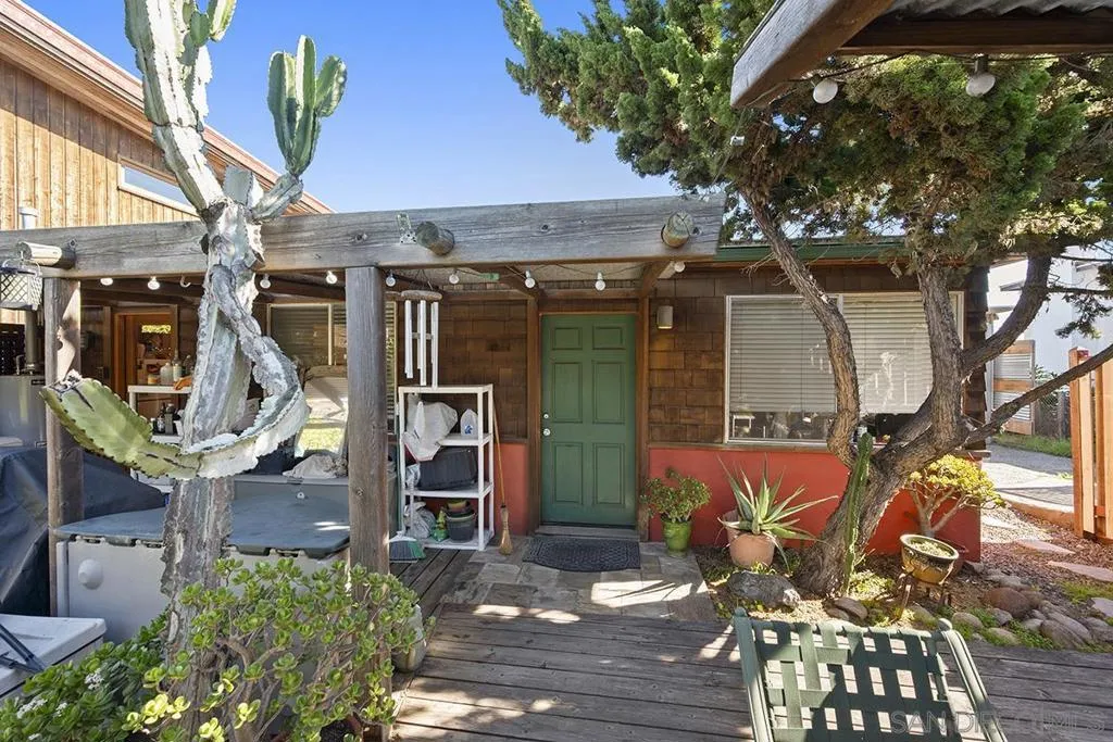1817 David St, San Diego, California 92111 home-pic-35