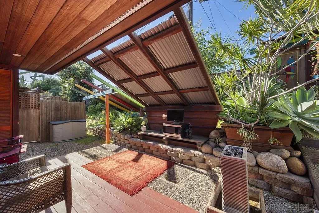 1817 David St, San Diego, California 92111 home-pic-23
