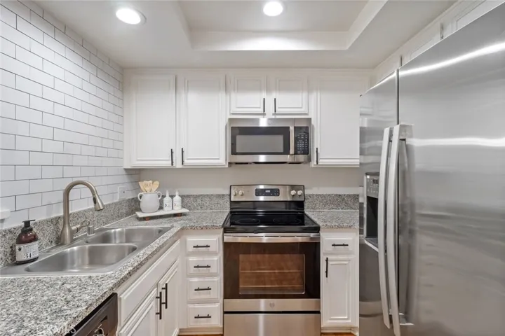 6Kitchen