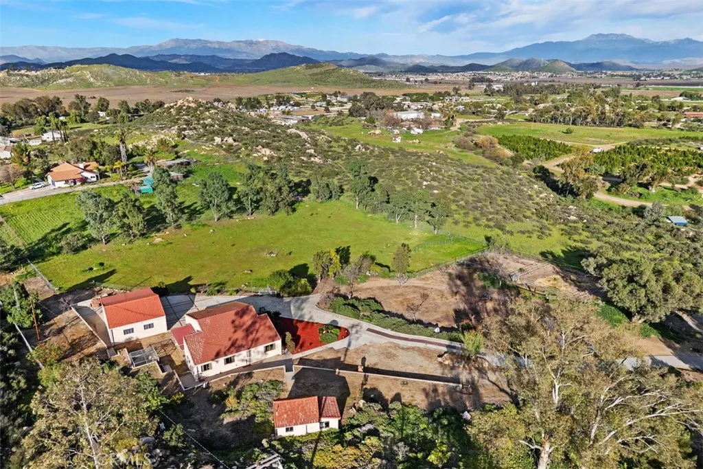 26730 Scott, Menifee, California 92584 home-pic-4