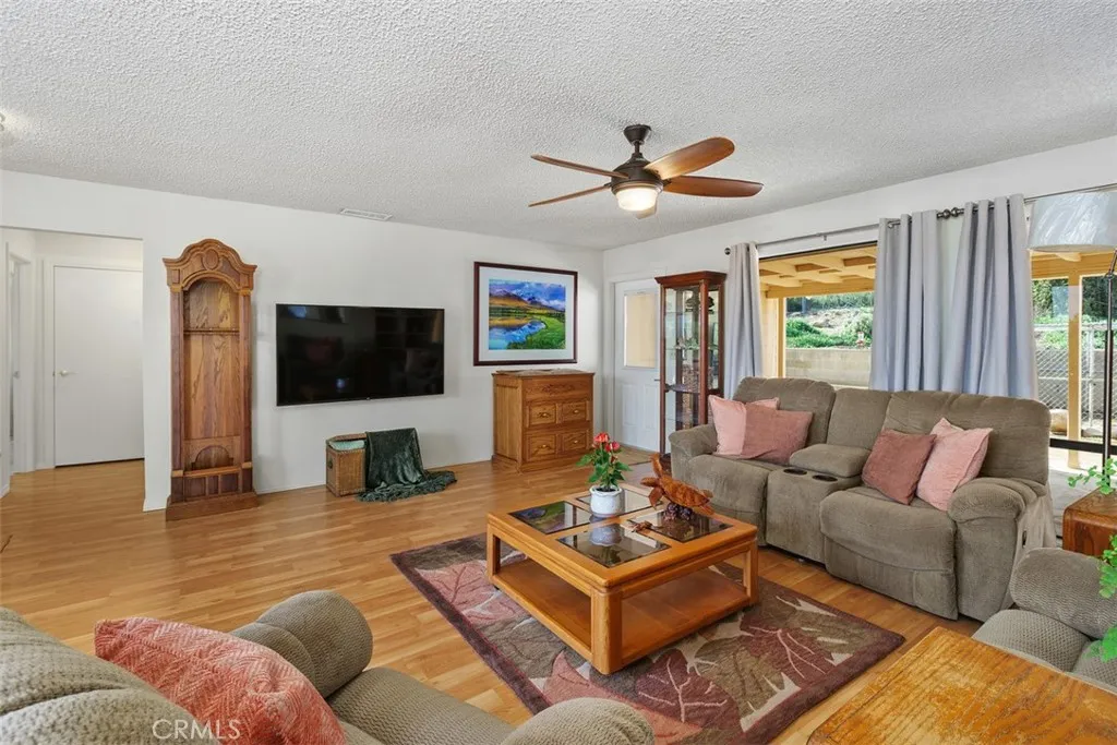 26730 Scott, Menifee, California 92584 home-pic-22