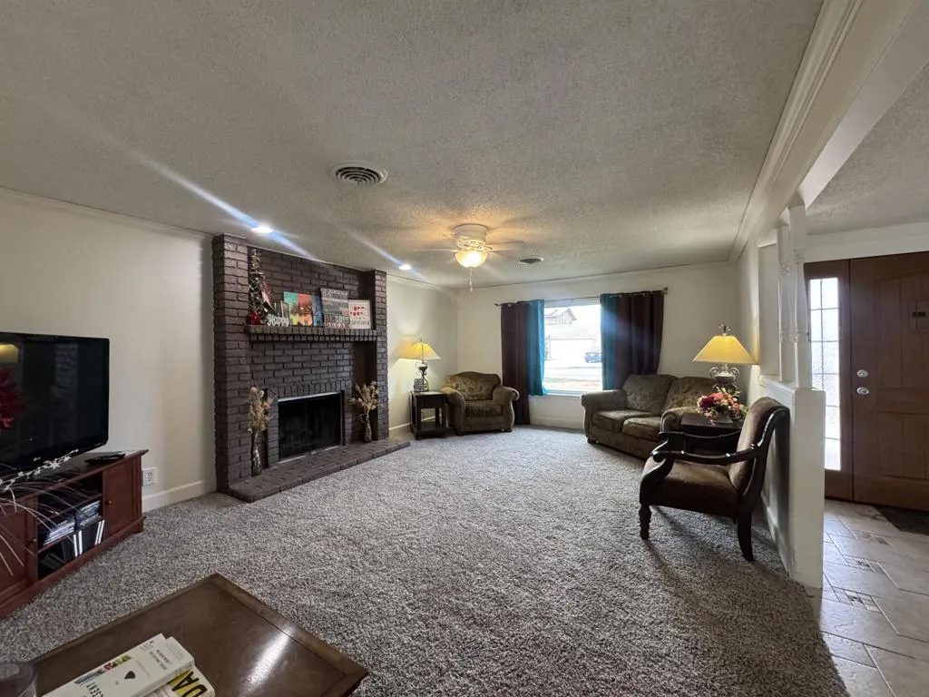 396 N Earle Street, Blythe, California 92225 home-pic-4