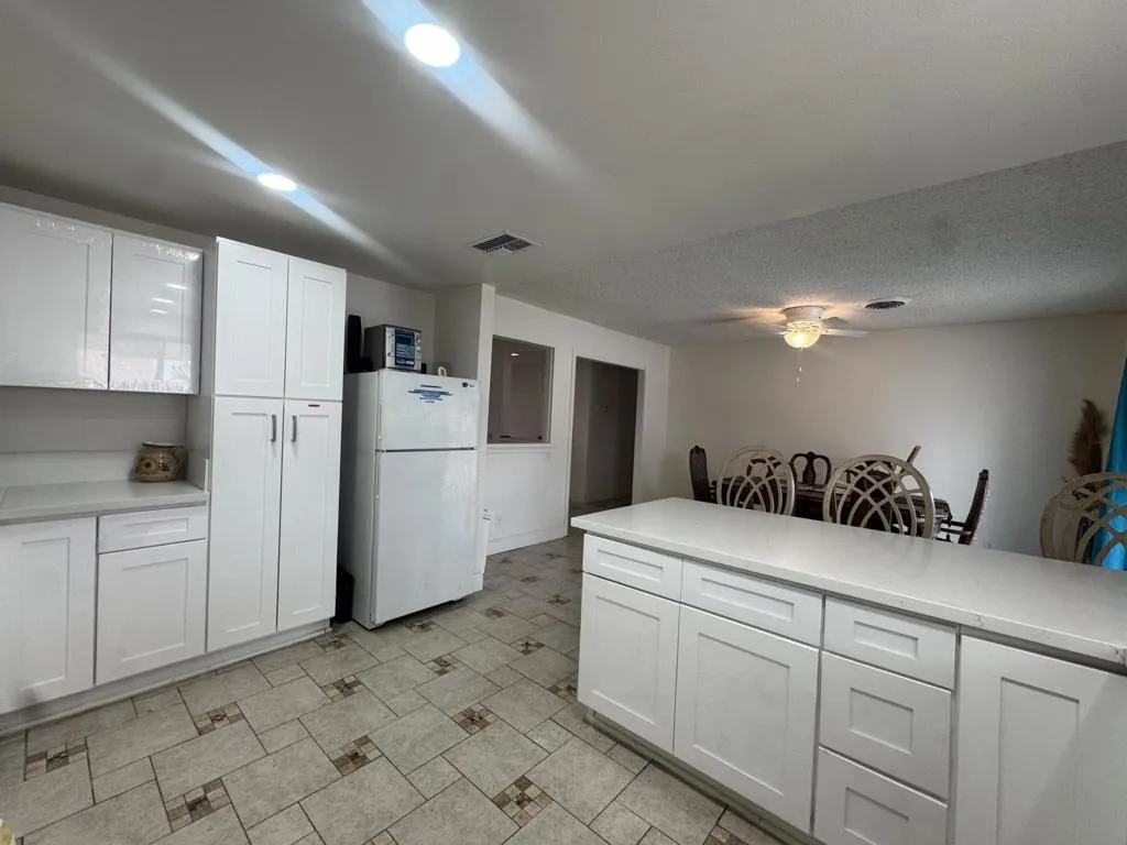 396 N Earle Street, Blythe, California 92225 home-pic-7