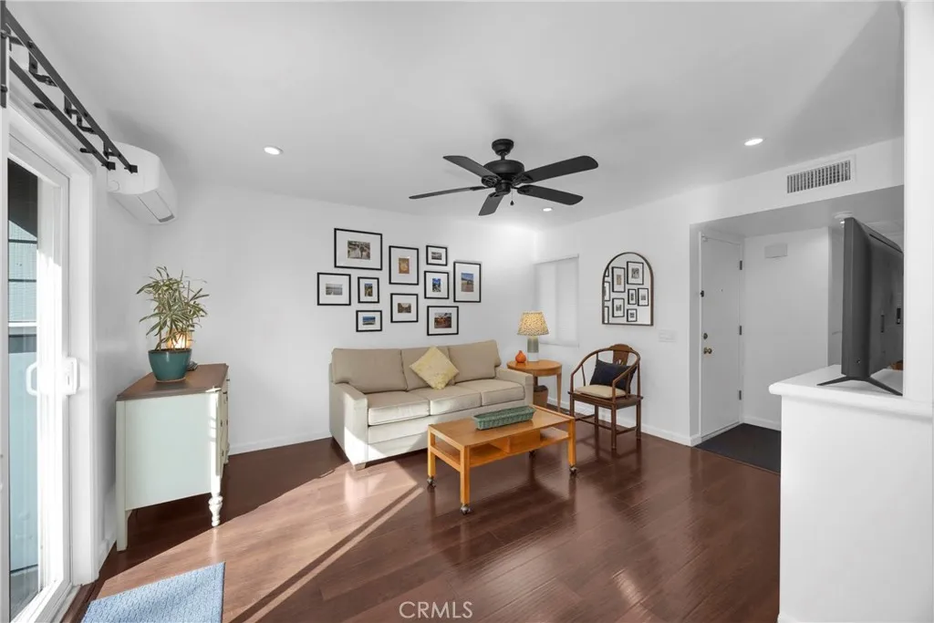 6024 Bixby Village 80, Long Beach, California 90803 home-pic-4