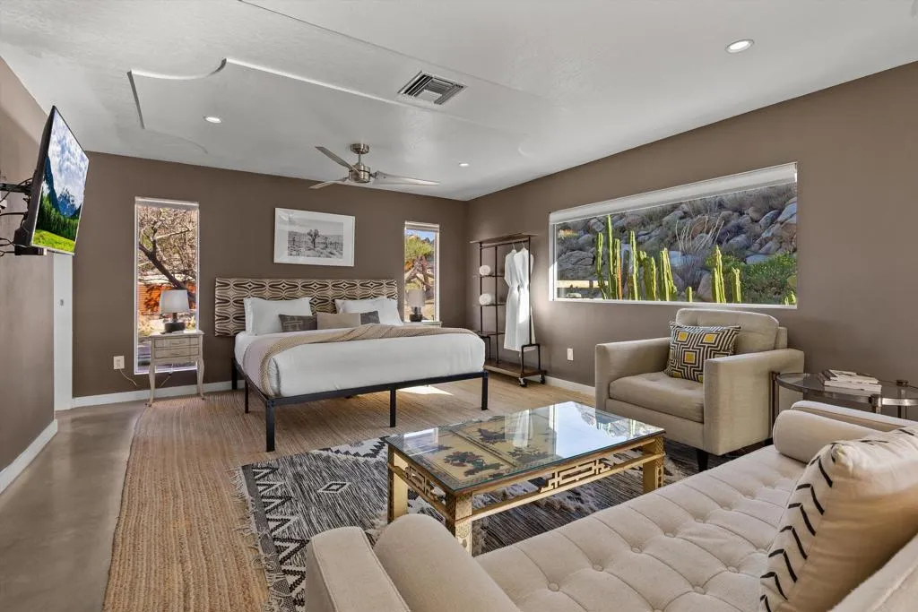 57113 Farrelo Road, Yucca Valley, California 92284 home-pic-21