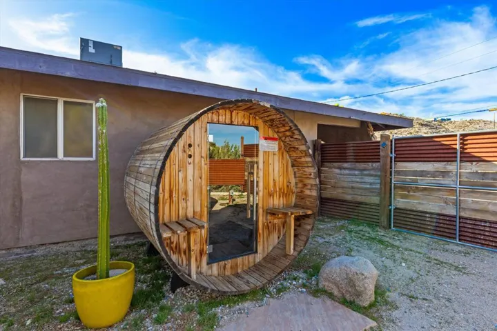 57113 Farrelo Road, Yucca Valley