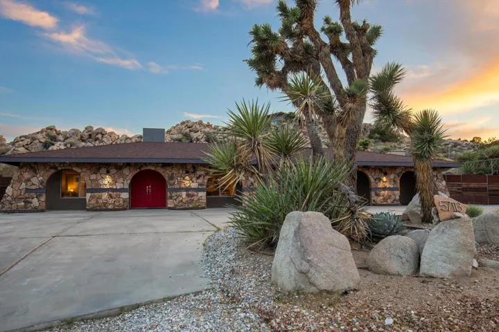 57113 Farrelo Road, Yucca Valley