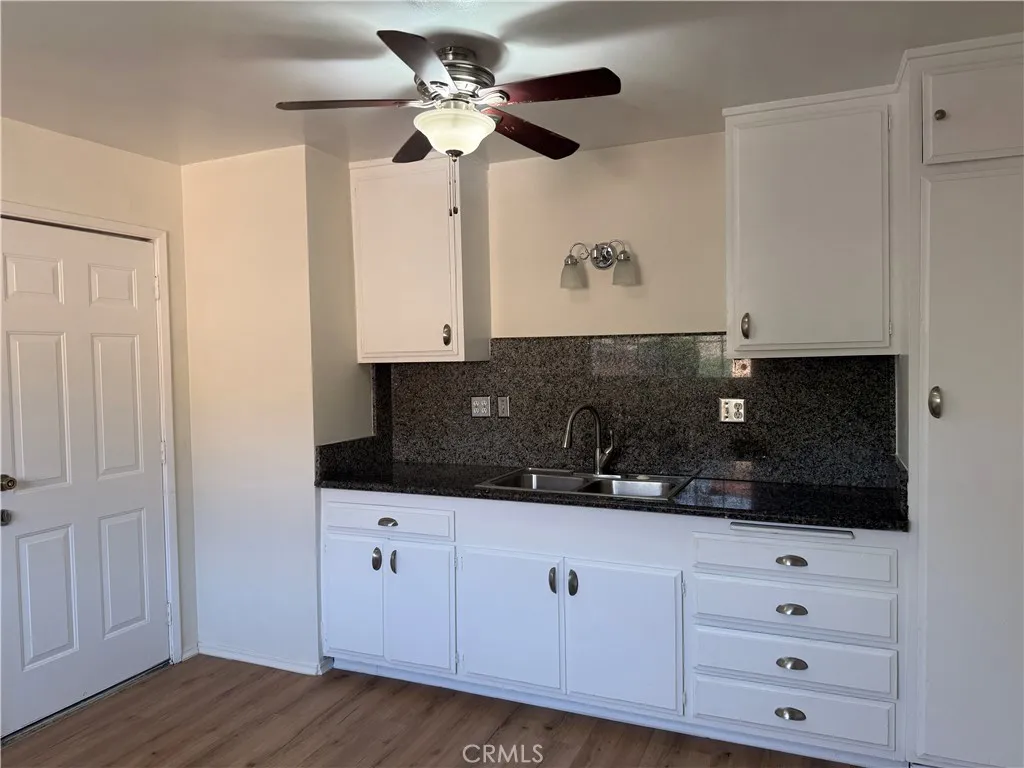 935 937 W 17th, San Pedro, California 90731 home-pic-19