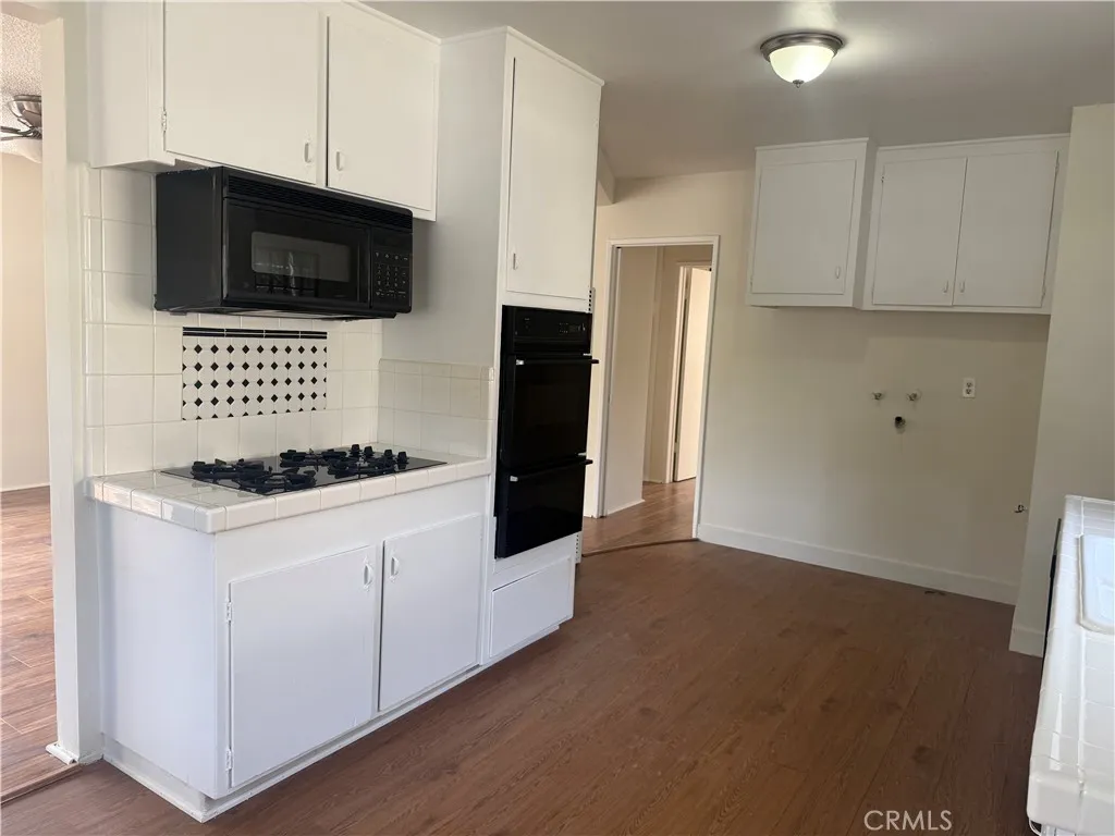 935 937 W 17th, San Pedro, California 90731 home-pic-13
