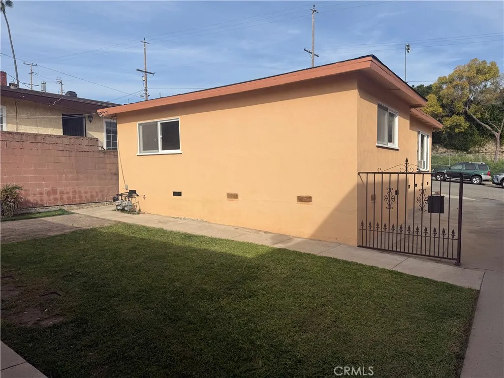 935 937 W 17th, San Pedro, California 90731 home-pic-8