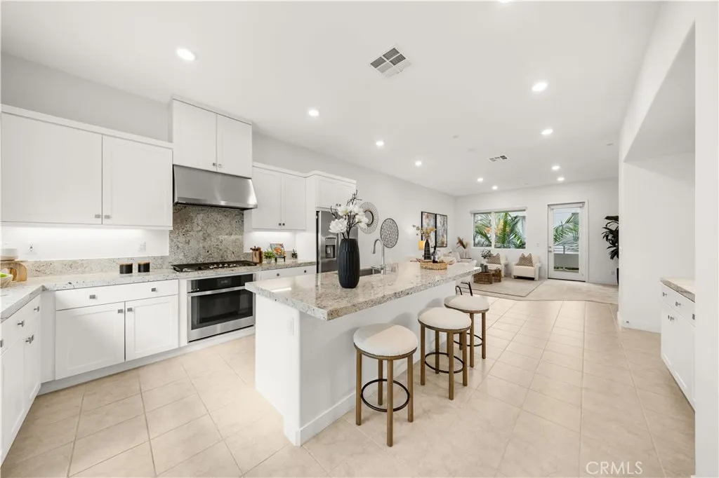 1866 S Westside Drive 26, Anaheim, California 92806 home-pic-9