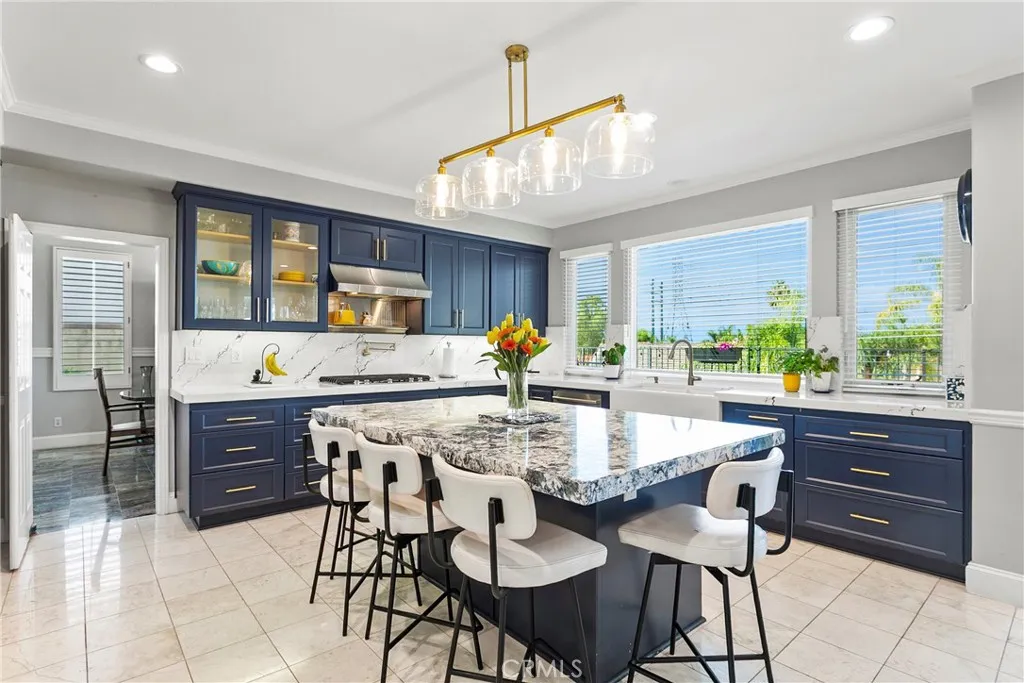 22291 Amber Rose, Mission Viejo, California 92692 home-pic-2