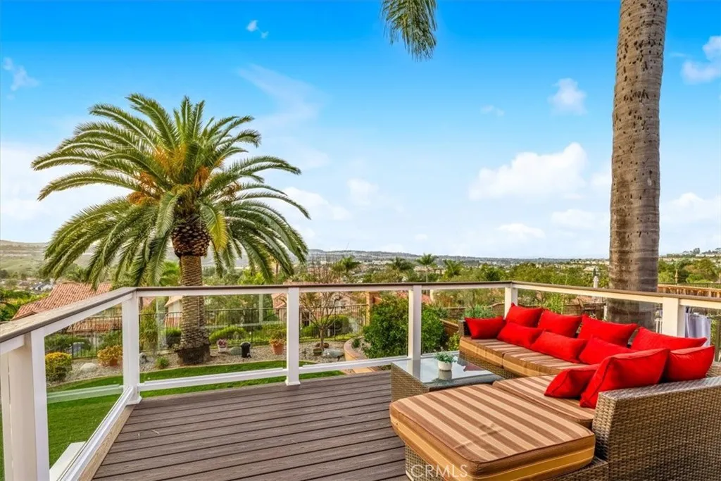 28355 Via Alfonse, Laguna Niguel, California 92677 home-pic-28
