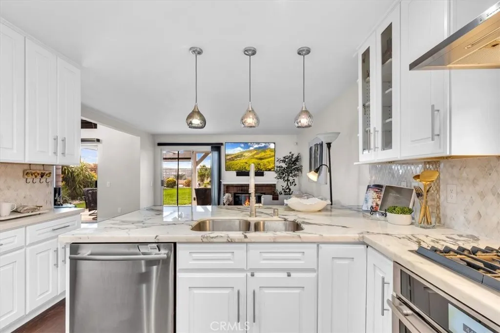 28355 Via Alfonse, Laguna Niguel, California 92677 home-pic-12