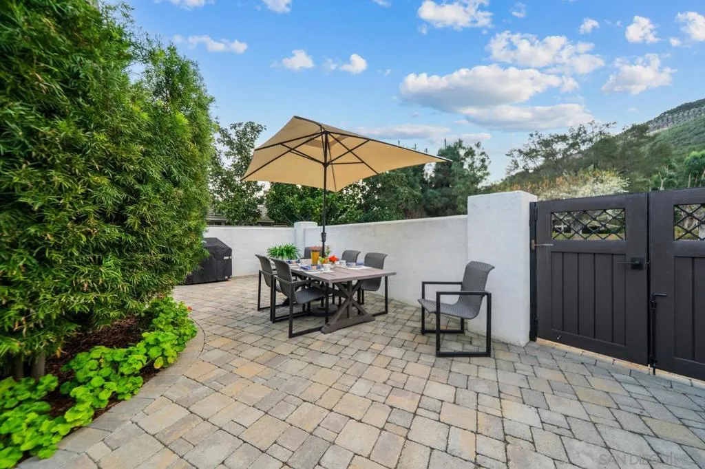 32224 Wiskon Way W, Pauma Valley, California 92061 home-pic-3