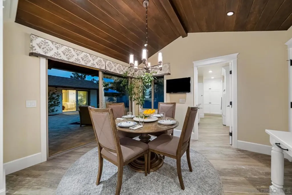 32224 Wiskon Way W, Pauma Valley, California 92061 home-pic-15