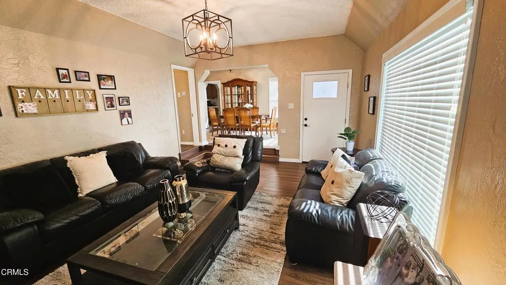 1318 N Van Ness Avenue, Compton, California 90221 home-pic-8