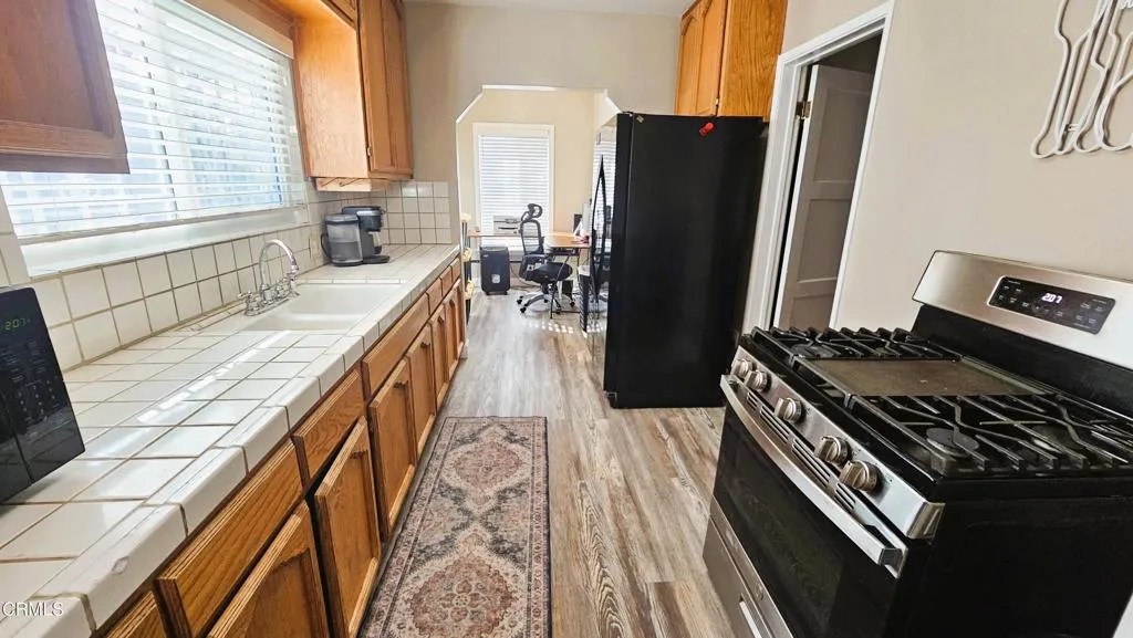 1318 N Van Ness Avenue, Compton, California 90221 home-pic-11