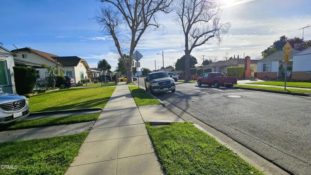 1318 N Van Ness Avenue, Compton, California 90221 home-pic-23