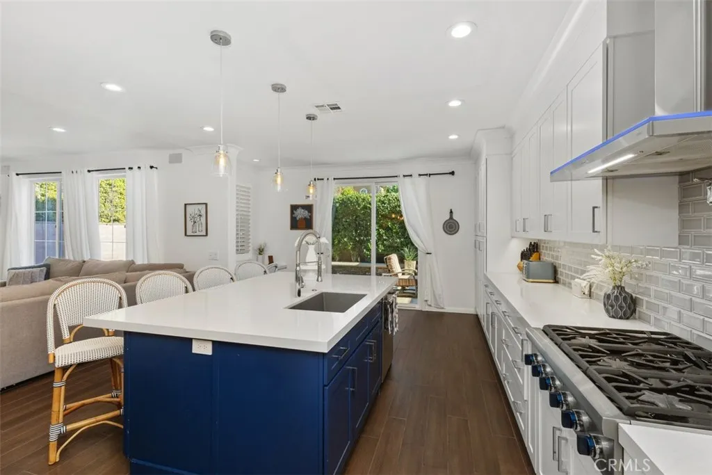 8 Claymont Drive, Ladera Ranch, California 92694 home-pic-8