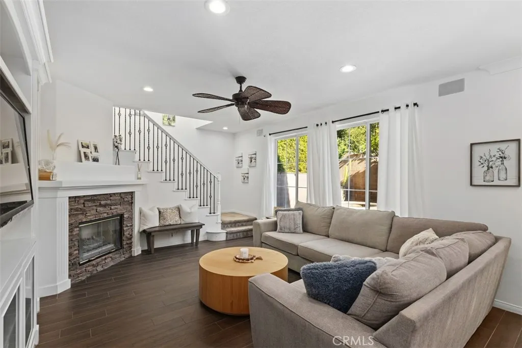 8 Claymont Drive, Ladera Ranch, California 92694 home-pic-11