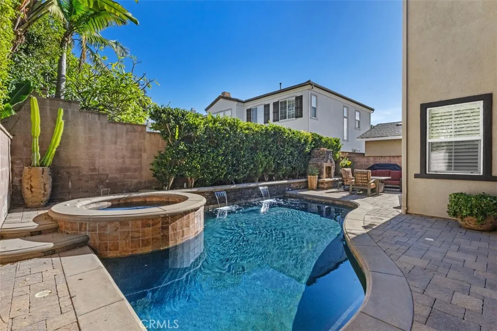 8 Claymont Drive, Ladera Ranch, California 92694 home-pic-2