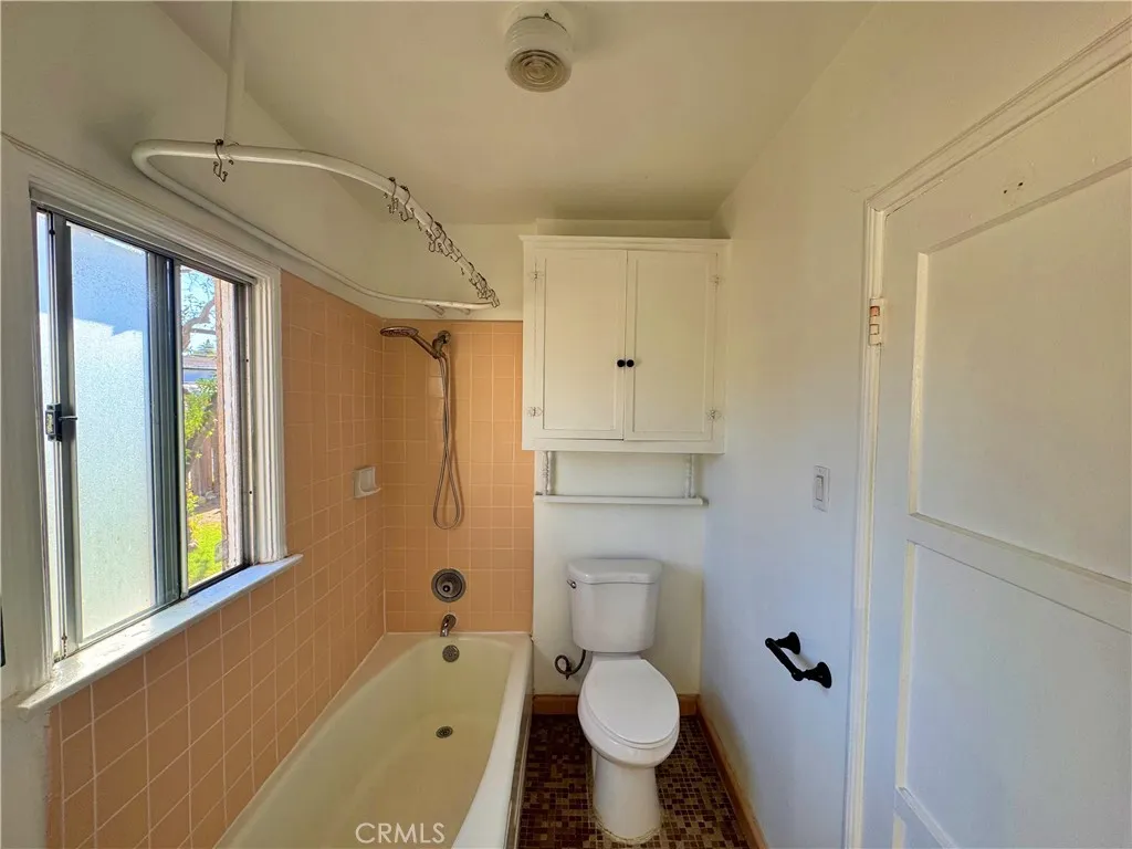 1852 260th Street, Lomita, California 90717 home-pic-45